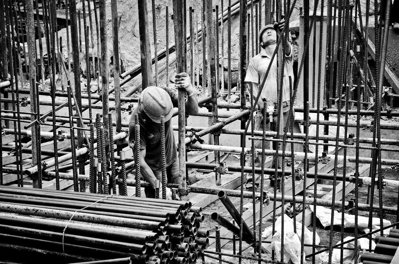 Pelatihan Expeditur Area Pekanbaru Kurikulum Praktis dan Terstandarisasi Pelatihan Expeditur di Kota Pekanbaru Program Pembinaan Teknis Profesional PT Ayana Duta Mandiri